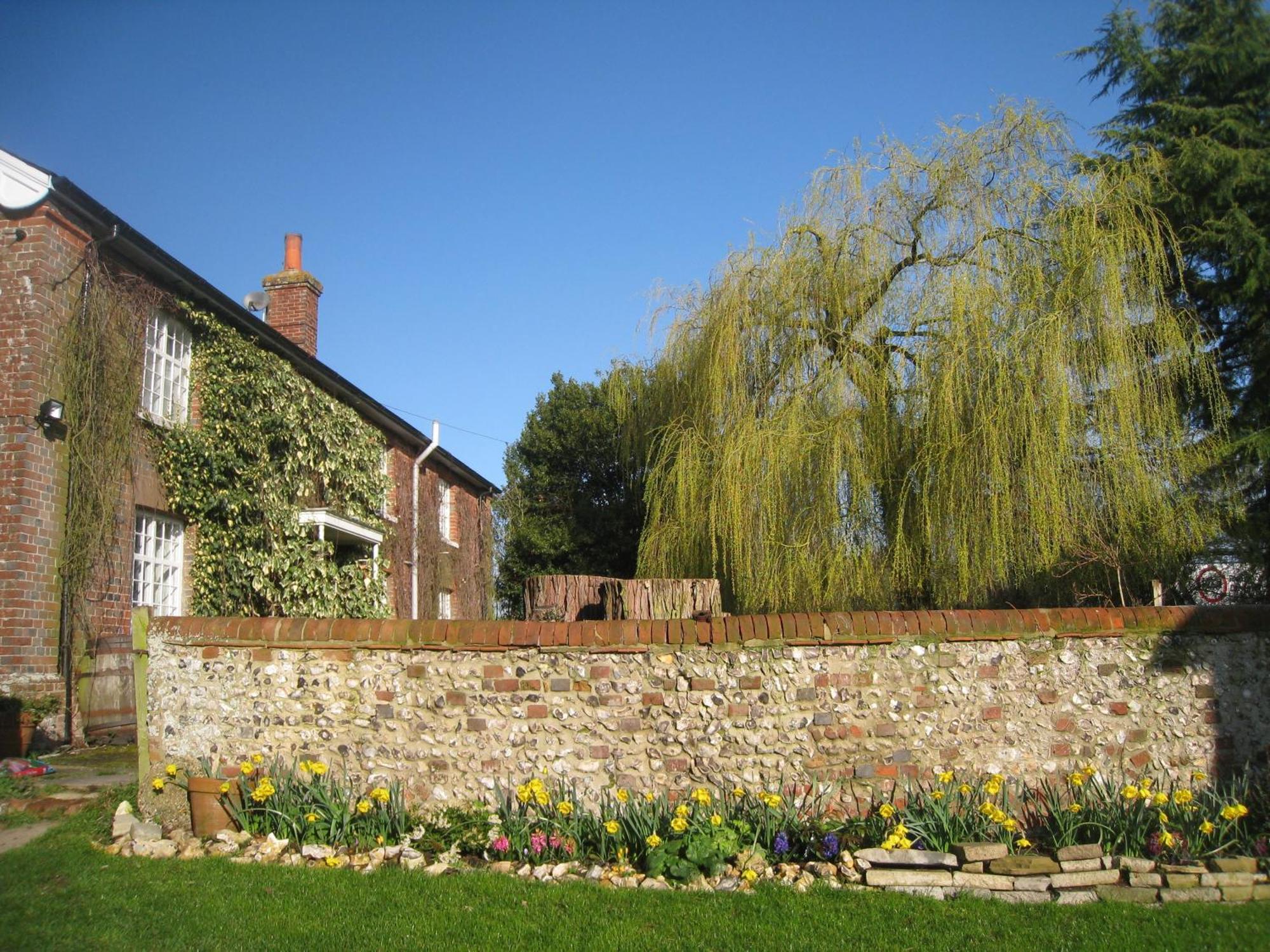 Newton Farmhouse Whiteparish Exterior foto